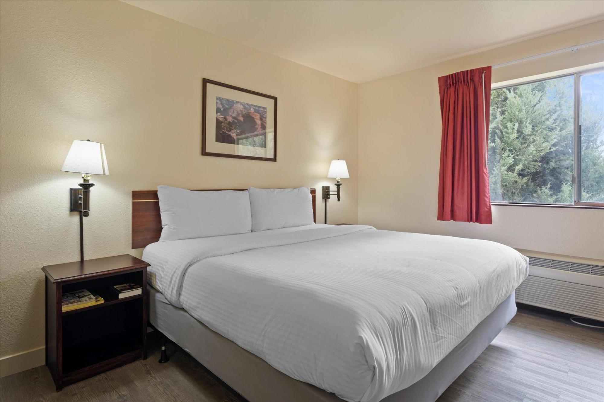 Quincy Inn And Suites Exteriér fotografie